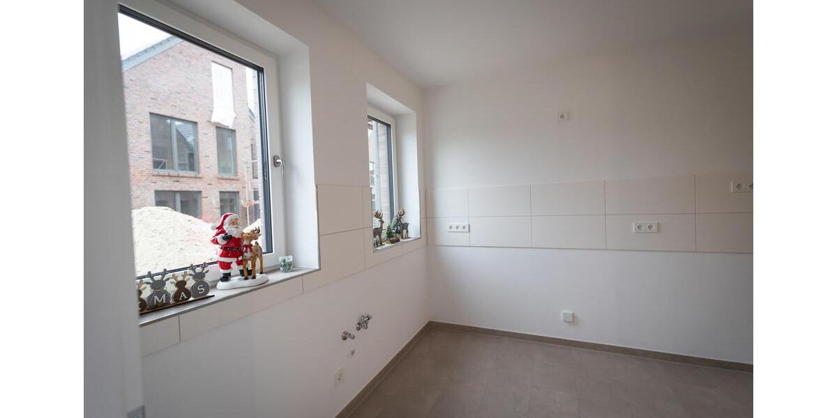 Reihenhaus Edewecht - 6 Zimmer, 122 m&sup2;, 1.710&euro; | Angebot:24992121