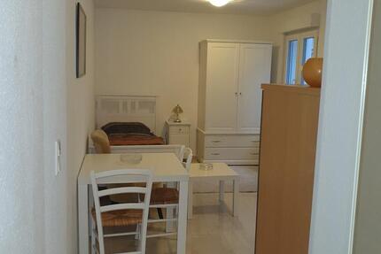 Schöne helle 1-Zimmer Wohnung Erdgeschoss 1 zimmer