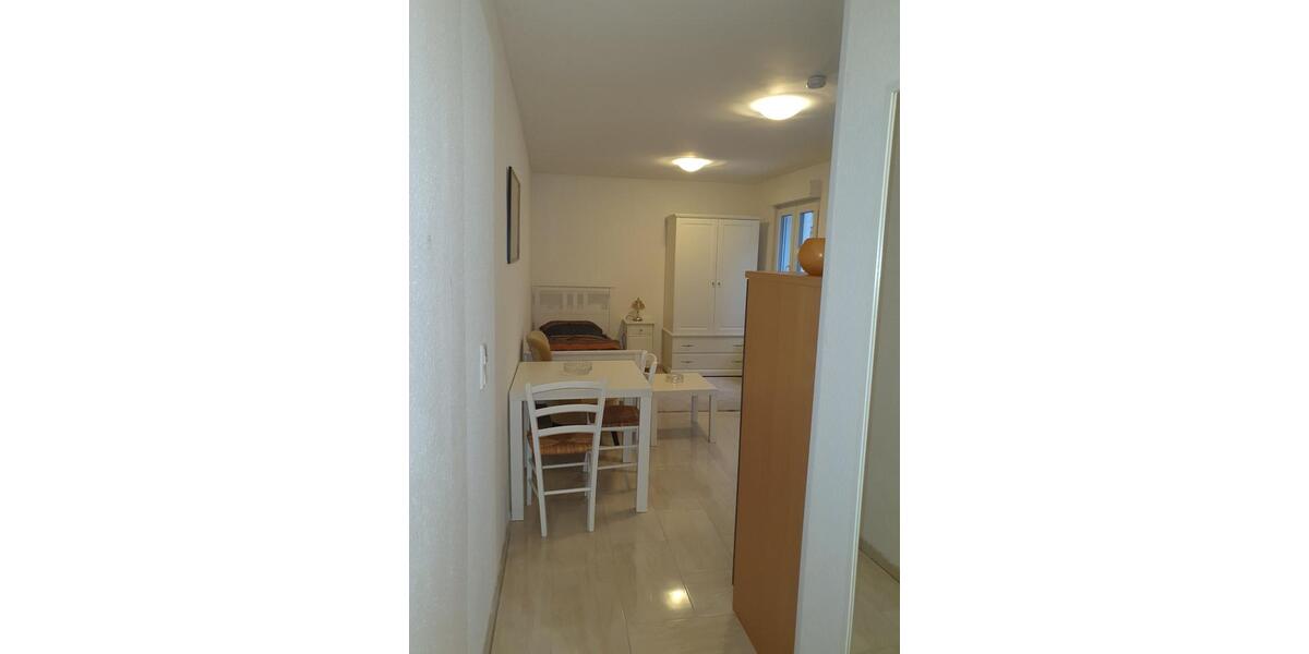 Schöne helle 1-Zimmer Wohnung Erdgeschoss 1 zimmer