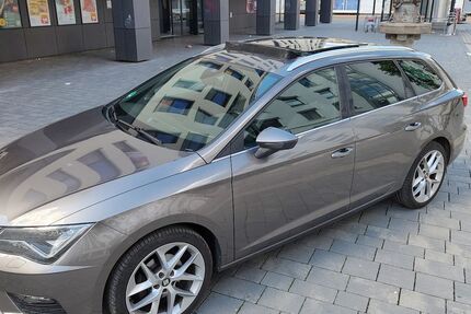 Seat Leon 71.167 km 15.600 &euro; Chemnitz 09111
