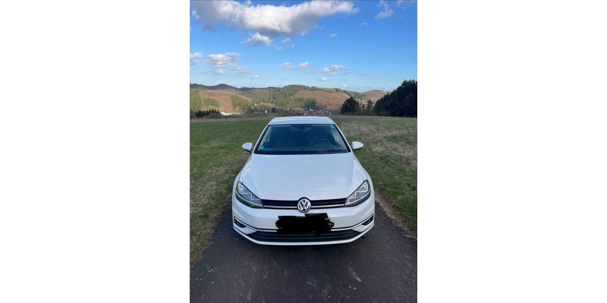 VW Golf 121.900 km 13.500 &euro; Niederstadtfeld 54570