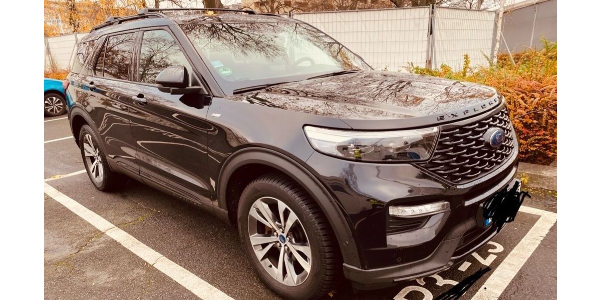 Ford Explorer 176.400 km 2.799 &euro; Berlin 12279