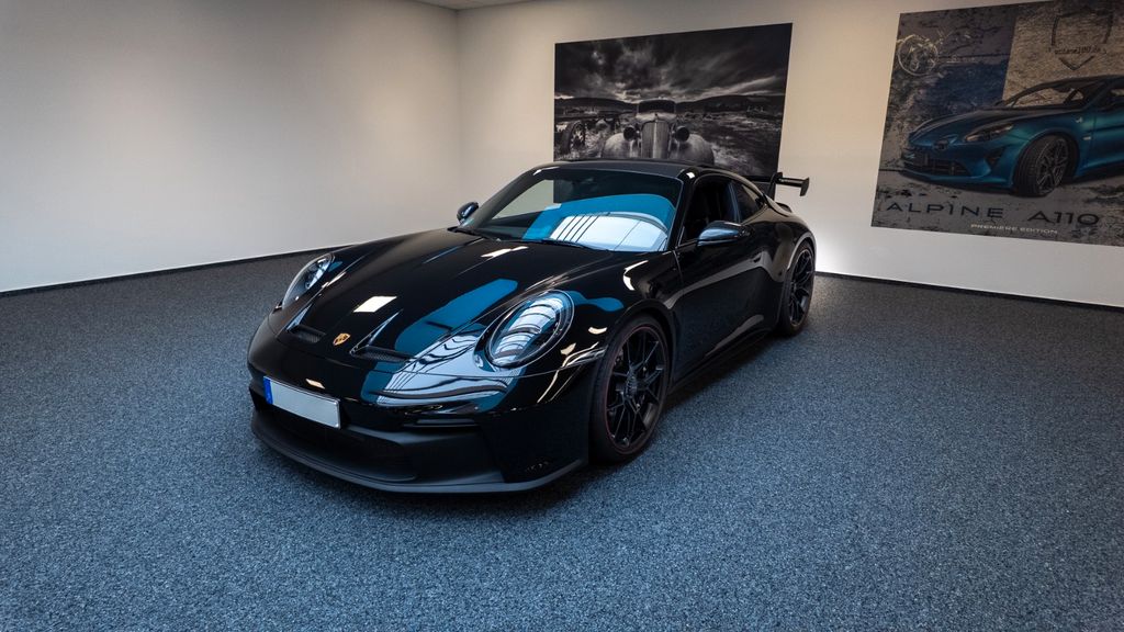 Porsche 992 2.980 km 202.850 &euro; Homburg 66424