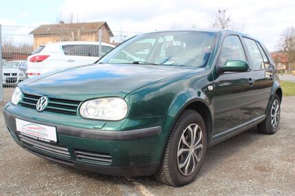 VW Golf 152.310 km 2.999 &euro; Herzberg am Harz 37412