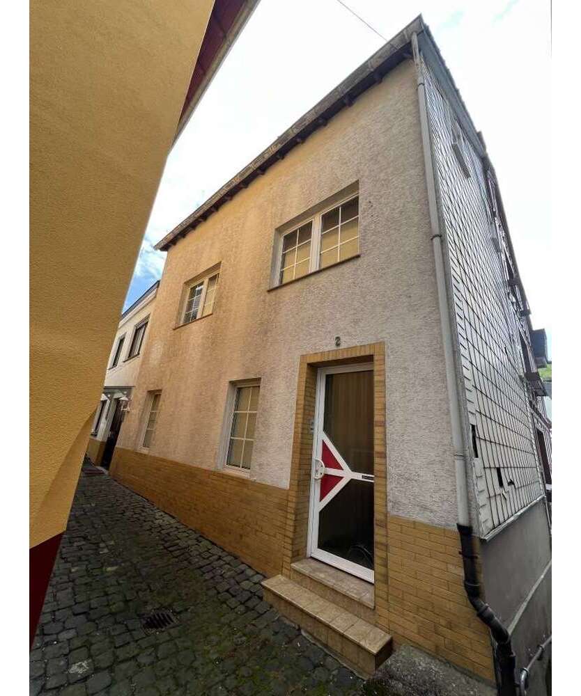 Haus zum Kaufen in Cochem 95.000 € 95 m²
