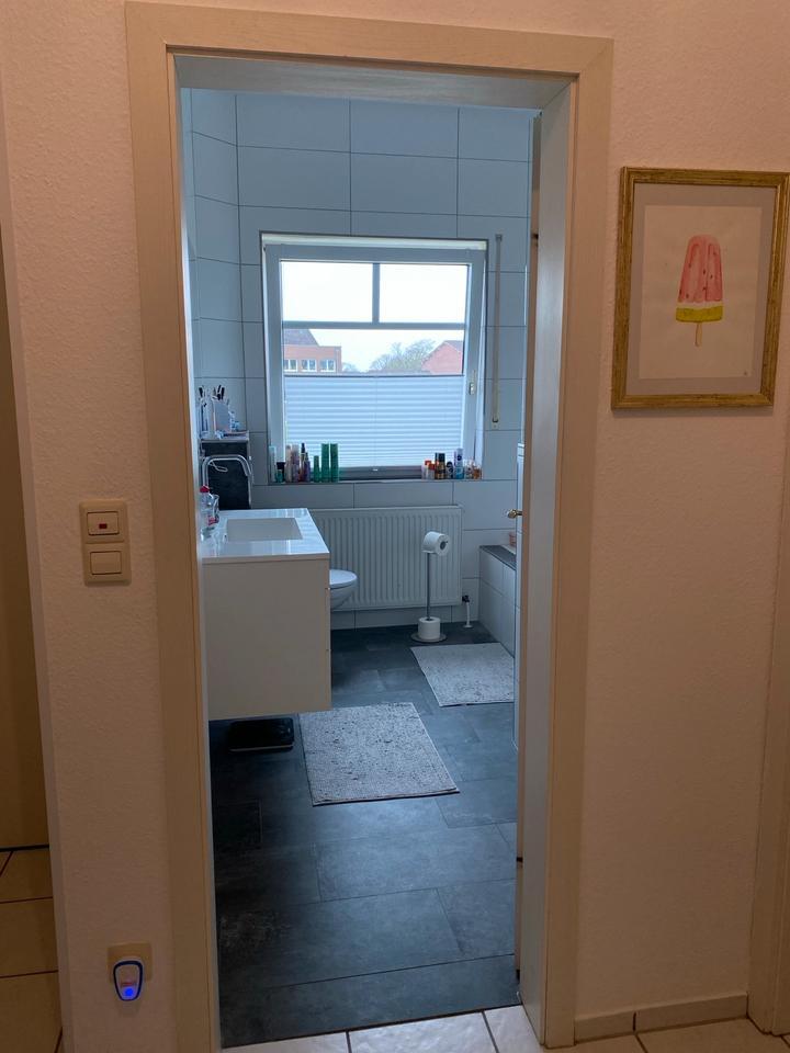 3 Zi Whg mit Balkon, neuem Bad uvm