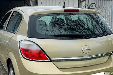 Opel Astra 155.000 km 2.400 &euro; Leipzig 04318