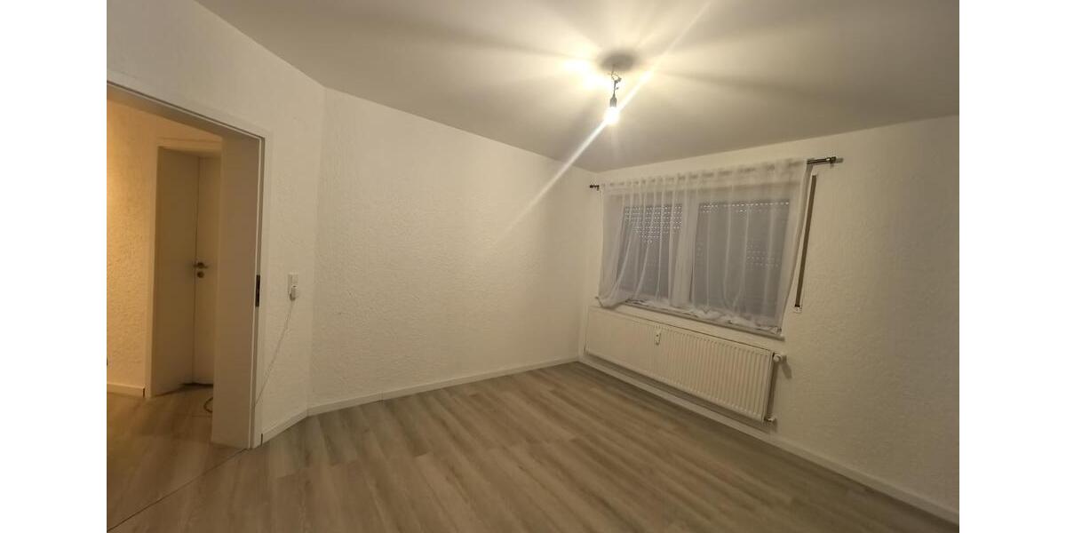 Erdgeschoßwohnung Kirchheimbolanden - 4 Zimmer, 100 m&sup2;, 1.150&euro; | Angebot:26388255