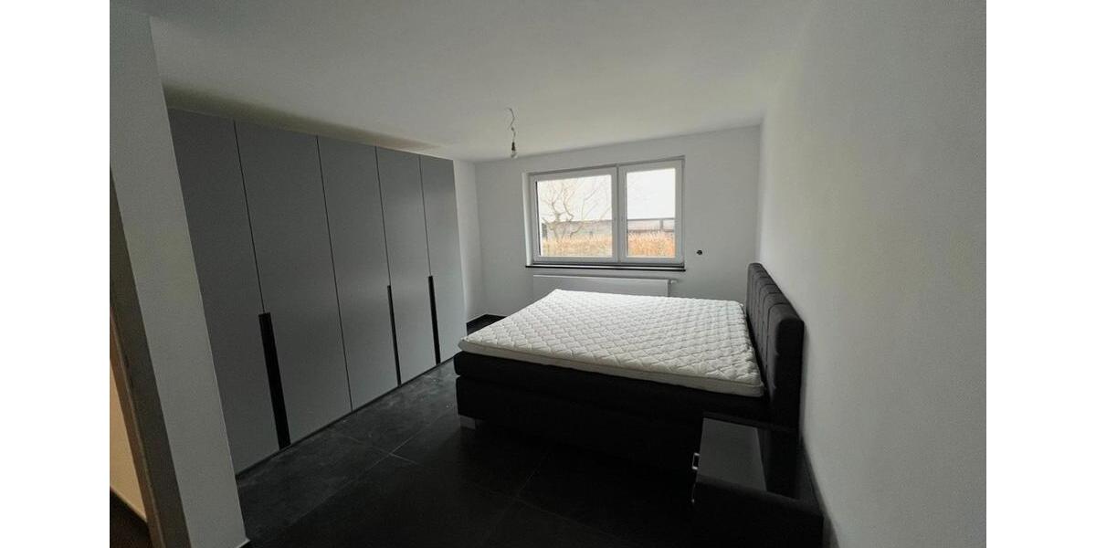 Einfamilienhaus Tuttlingen - 7 Zimmer, 260 m&sup2;, 999.999&euro; | Angebot:26777188