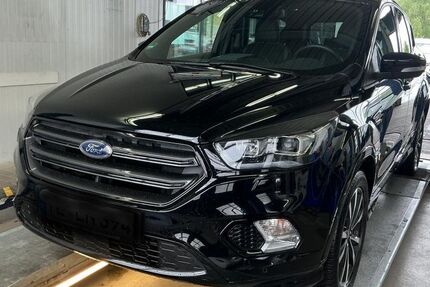 Ford Kuga 67.826 km 17.990 &euro; Emsdetten 48282