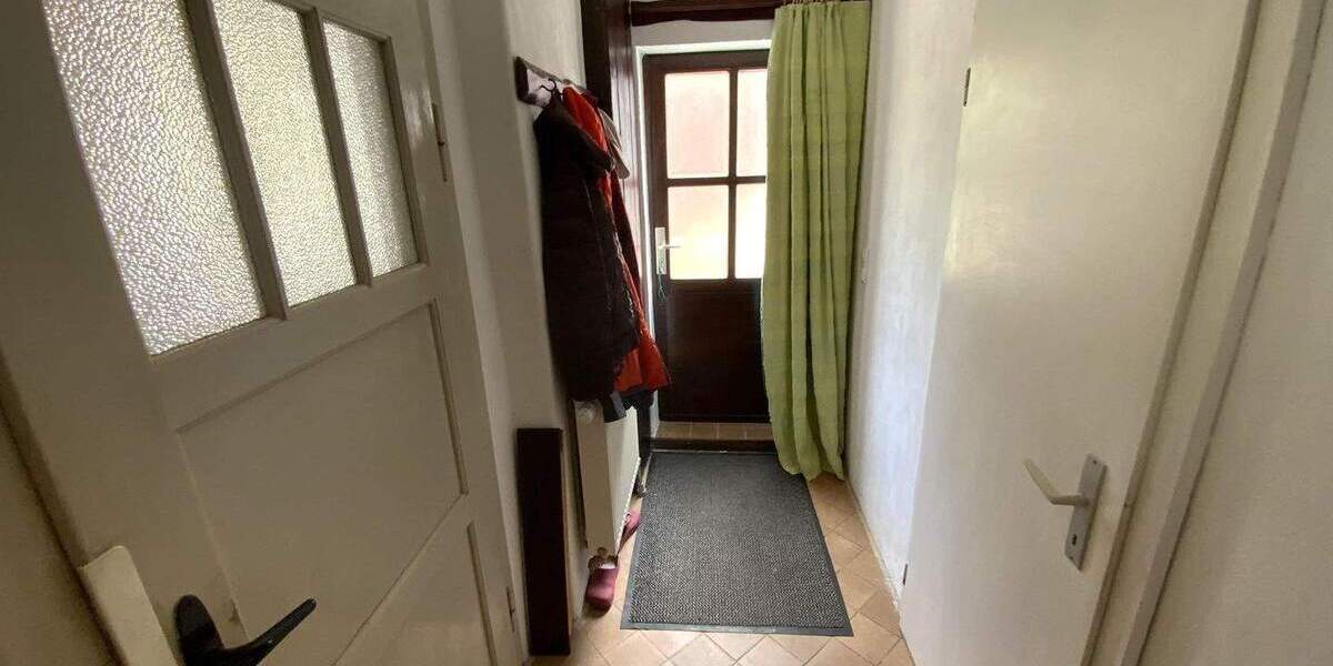 Bauernhaus, Landhaus Allendorf Aschau - 6 Zimmer, 244 m&sup2;, 250.000&euro; | Angebot:25670805