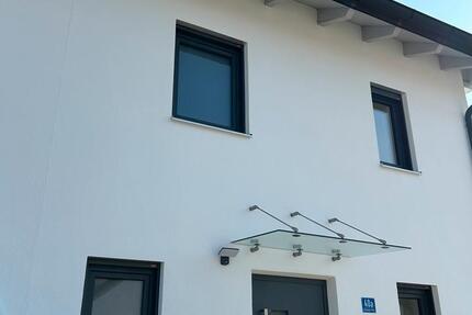 Haus Zolling - 7 Zimmer, 140 m&sup2;, 2.450&euro; | Angebot:25887155