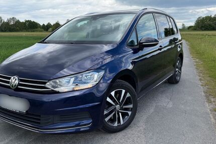 VW Touran 118.000 km 21.900 &euro; Bückeburg 31675