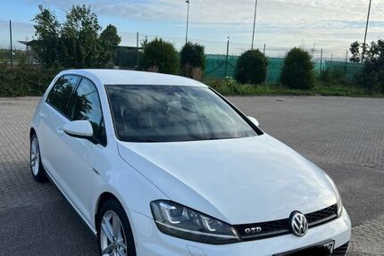 VW Golf 165.000 km 14.490 € Schwanau 77963