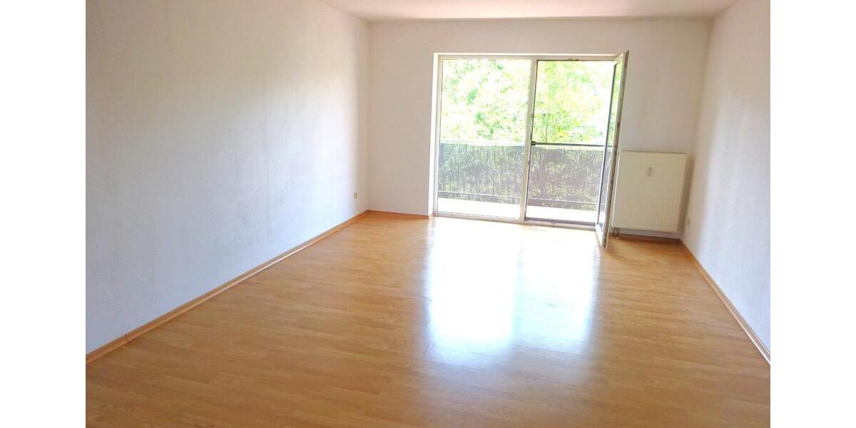 Etagenwohnung Neustadt bei Coburg - 3 Zimmer, 78 m&sup2;, 580&euro; | Angebot:25837951