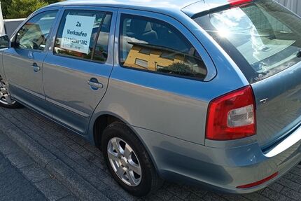 Skoda Octavia 308.750 km 4.100 &euro; Schlitz/Queck 36110