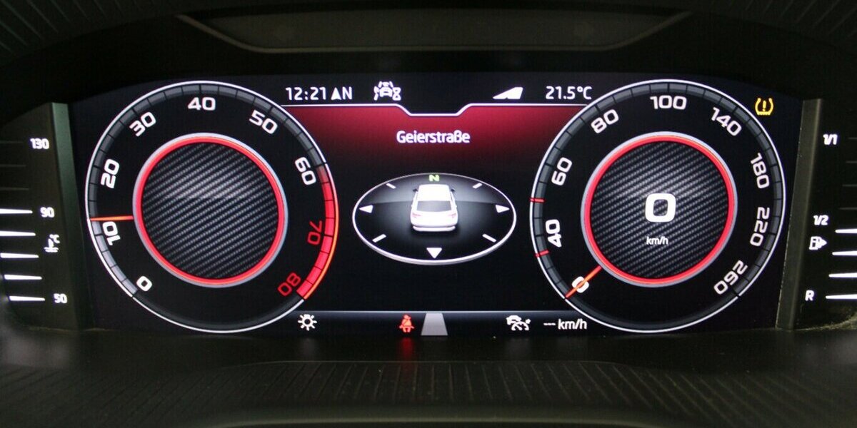 Skoda Karoq 1,5 TSI ACT Sportline 60.250 km 21.980 &euro; Euskirchen 53881