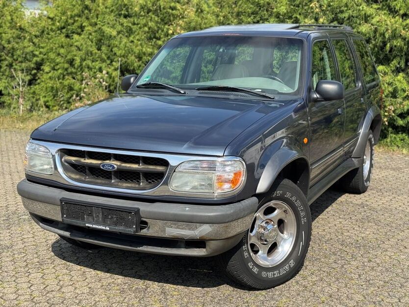Ford Explorer 308.000 km 2.590 € Lollar 35457