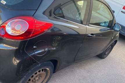 Ford Ka/Ka+ 110.000 km 2.300 &euro; Lebach-Gresaubach 66822
