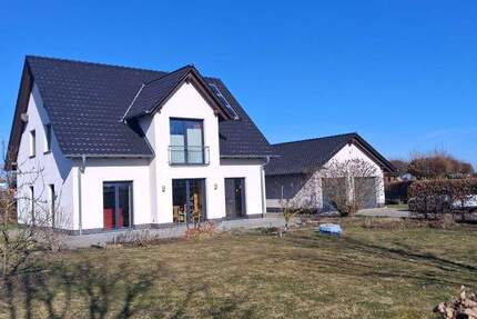 Haus Neuruppin - 5 Zimmer, 170 m&sup2;, 1.700&euro; | Angebot:25564206