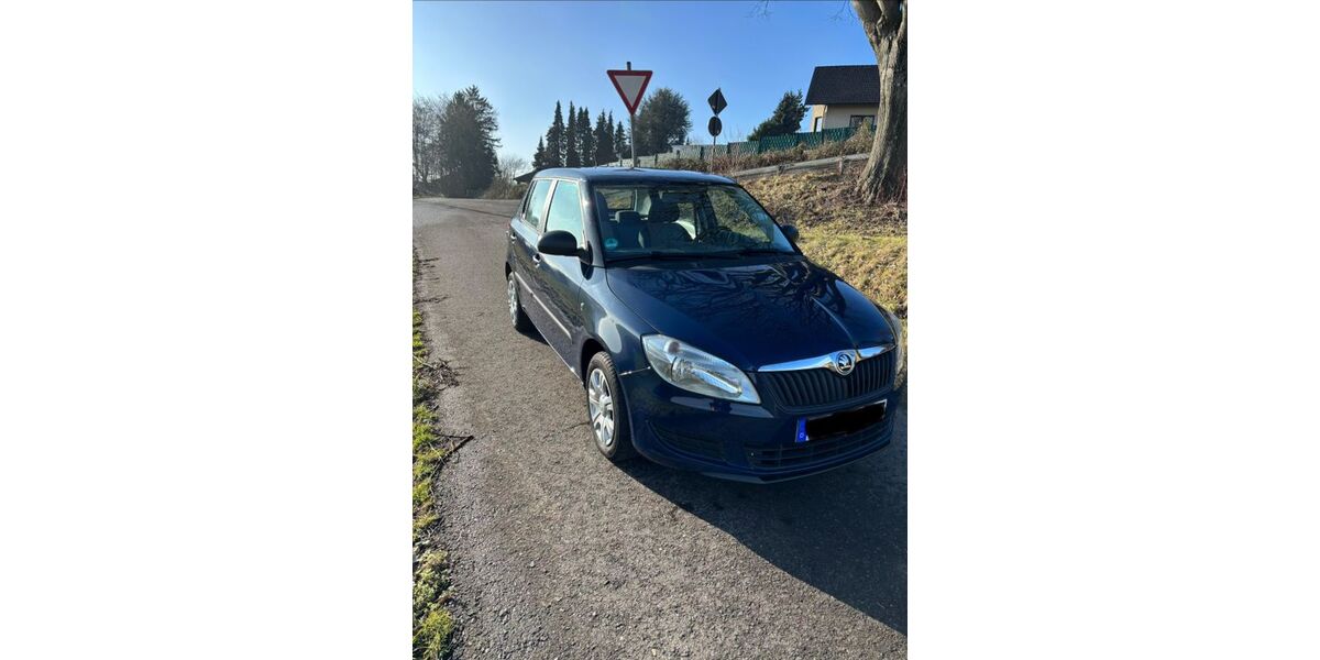 Skoda Fabia 75.966 km 4.800 &euro; Velbert 42549