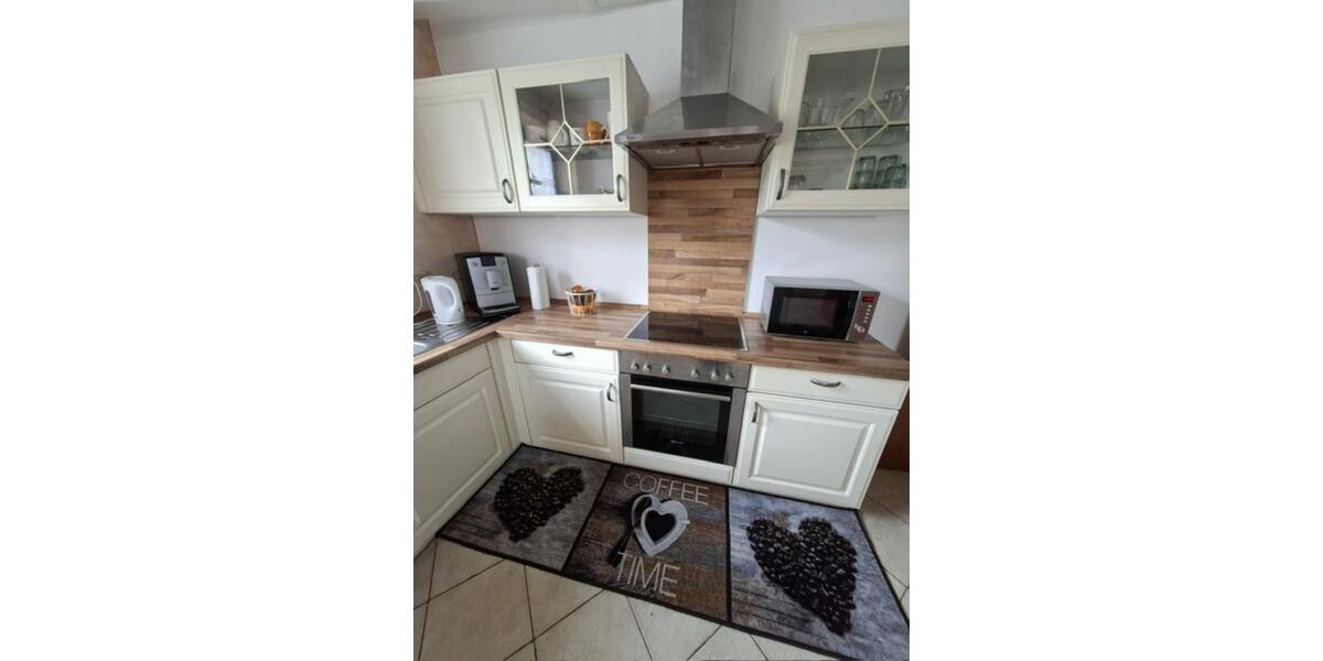 Helle 3,5 Zimmer-Wohnung, 107 m2, ab 1.2.2026, in 86738 Deiningen 3.5 zimmer