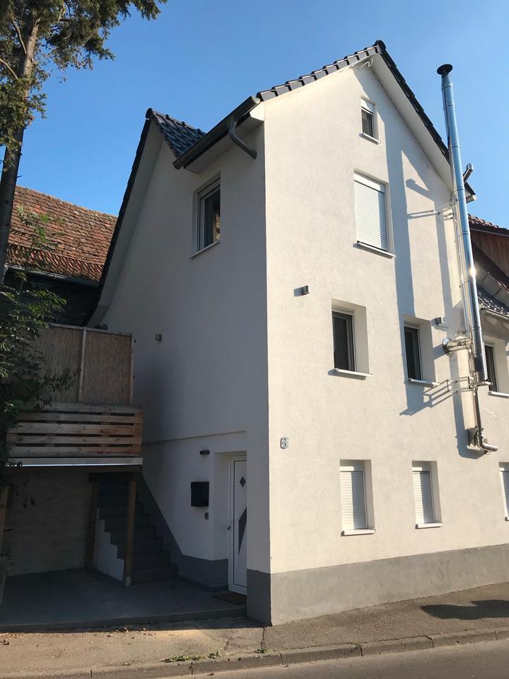Hochwertiges Eckhaus mit Einbauküche, Kamin, Klimaanlage, Smart