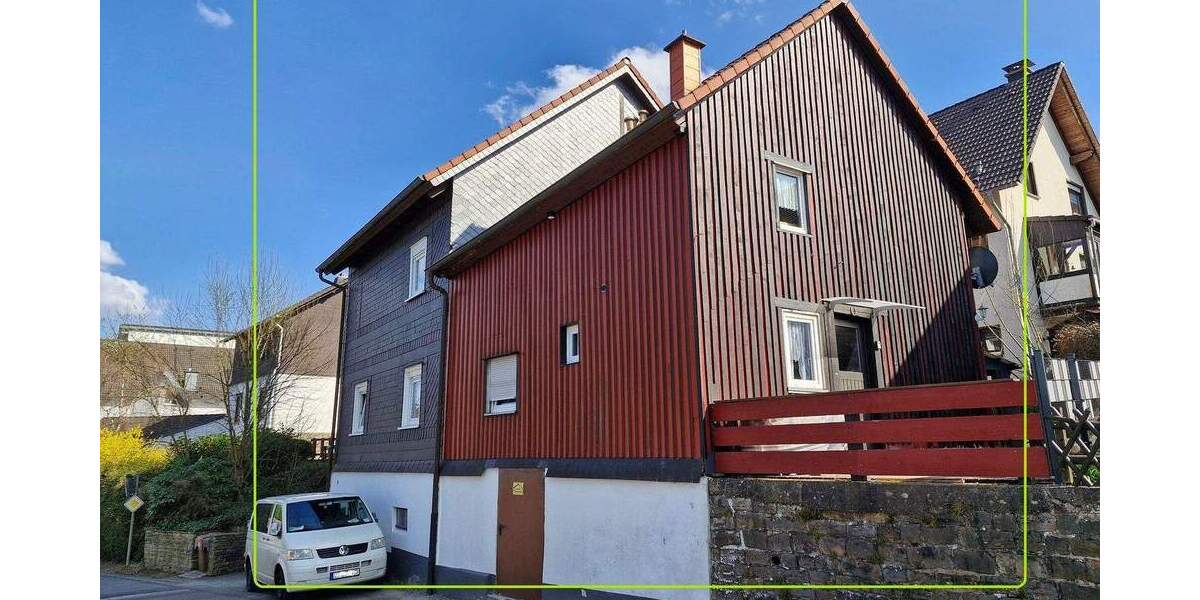 Mehrfamilienhaus, Wohnhaus Wiehl / Bielstein Bielstein - 9 Zimmer, 231 m&sup2;, 383.000&euro; | Angebot:25317829