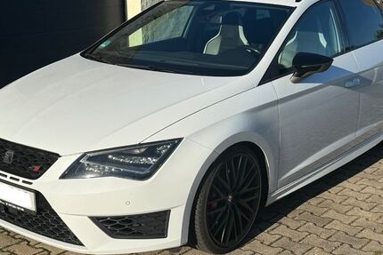 Seat Leon 156.000 km 13.490 &euro; CHEMNITZ 09122