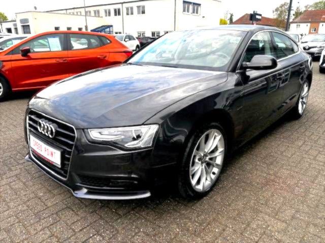 Audi A5 92.635 km 16.990 &euro; Brandenburg 14770