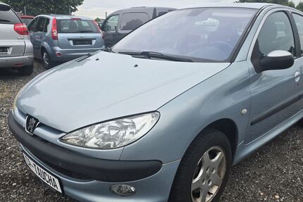 Peugeot 206 109.279 km 2.490 &euro; Taucha 04425