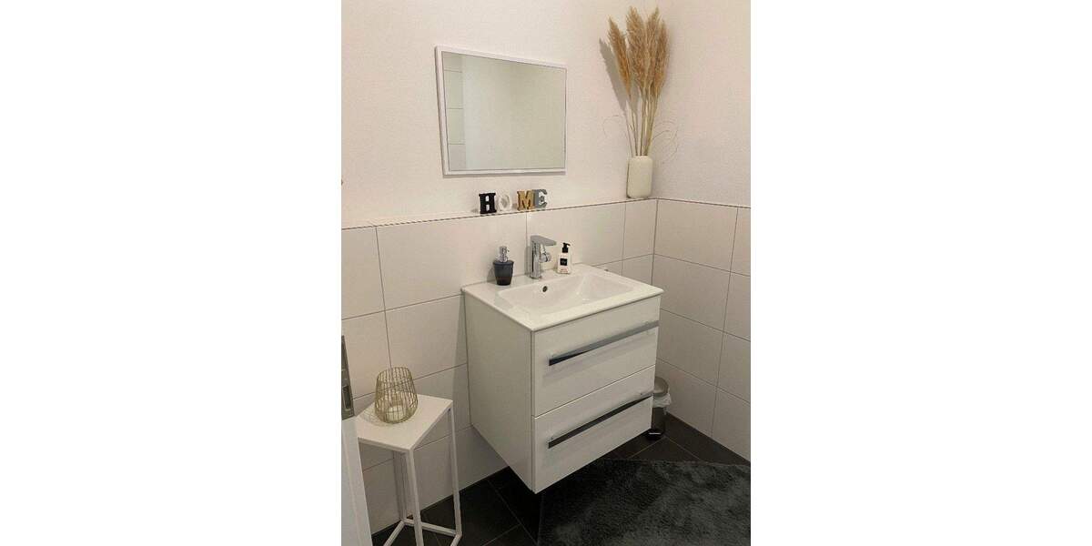 Etagenwohnung Eningen unter Achalm Eningen - 4 Zimmer, 118 m&sup2;, 560.000&euro; | Angebot:24234858