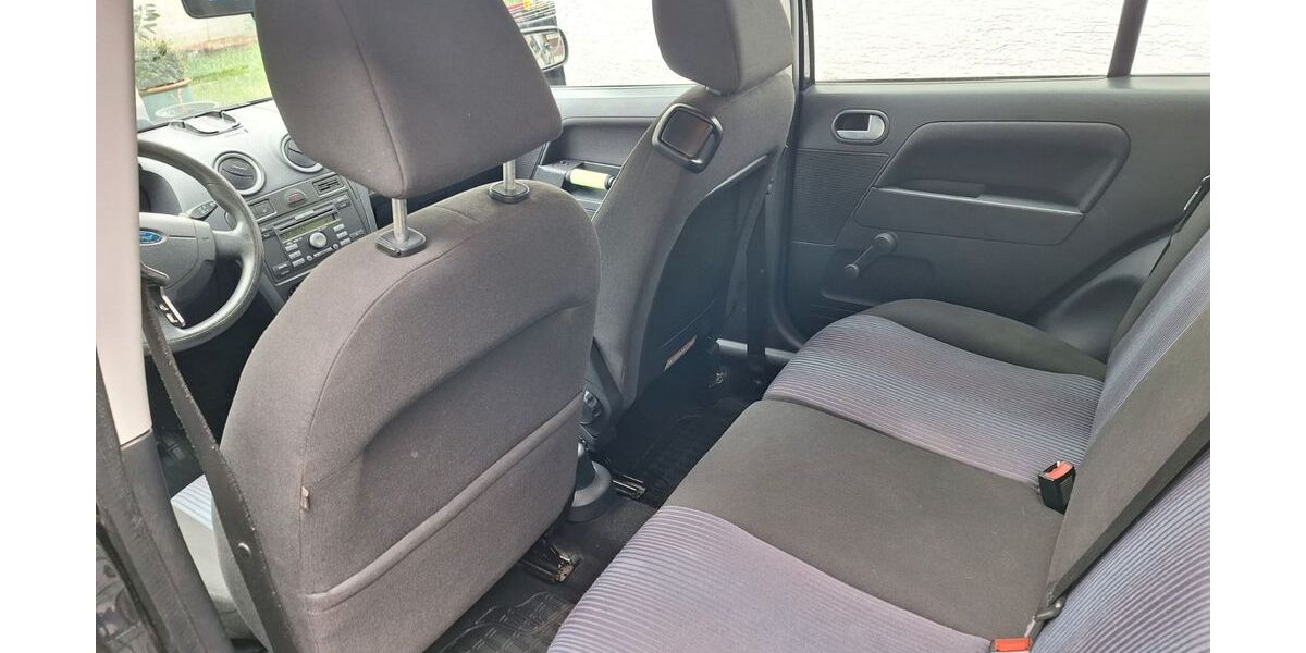 Ford Fusion 189.000 km 2.200 &euro; Köln 50769