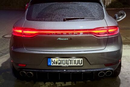 Porsche Macan 145.940 km 23.990 &euro; Nürnberg 90451