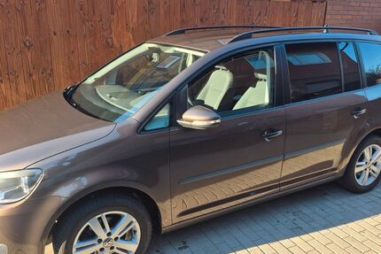 VW Touran 241.000 km 5.400 &euro; Ilsede 31246