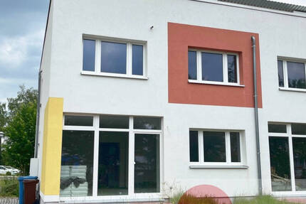 Haus Hohenmölsen - 5 Zimmer, 162 m&sup2;, 249.000&euro; | Angebot:25741061