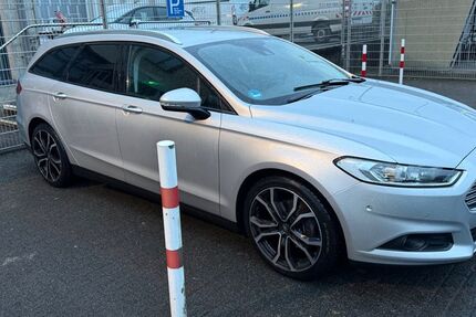 Ford Mondeo 175.000 km 8.950 &euro; Leverkusen 51371