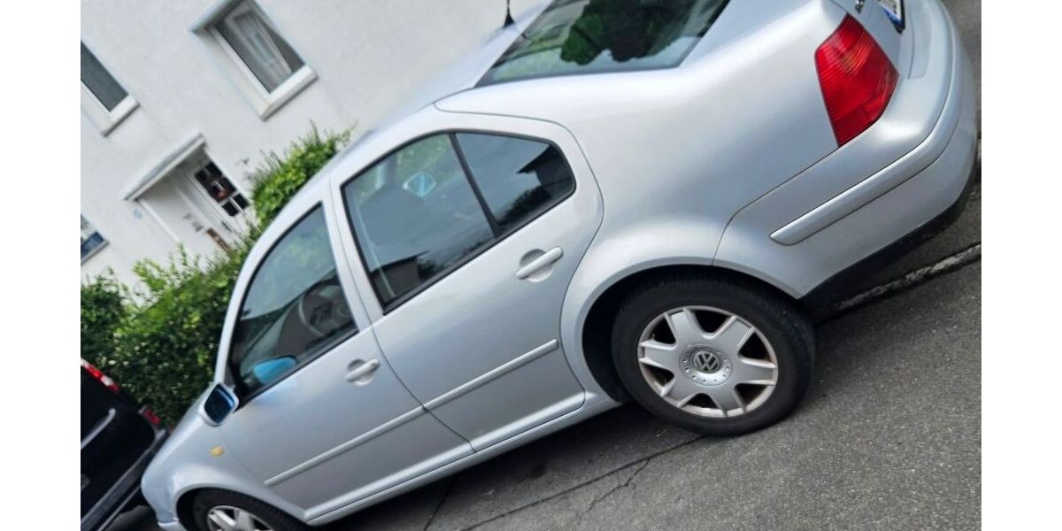 VW Bora 223.000 km 1.300 &euro; Gelsenkirchen 45897