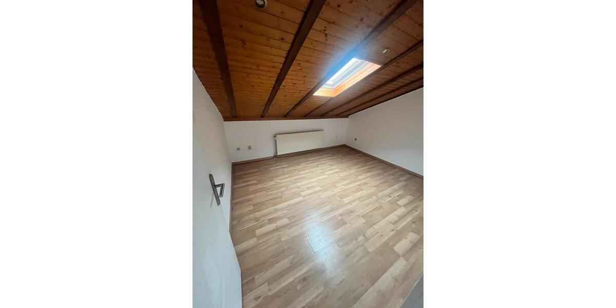 Dachwohnung in Gerlfangen 4 zimmer