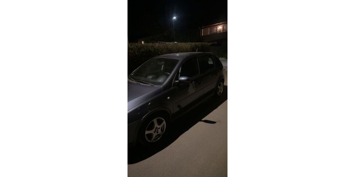 Opel Corsa 200.000 km 800 &euro; Ditzingen 71254