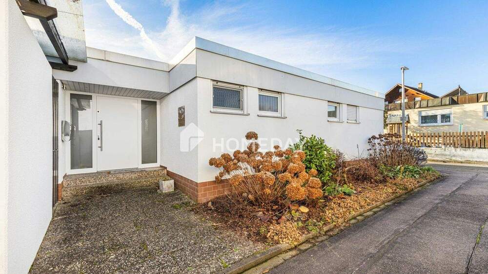 Bungalow Offenburg Südweststadt - 5 Zimmer, 120 m&sup2;, 550.000&euro; | Angebot:25644763