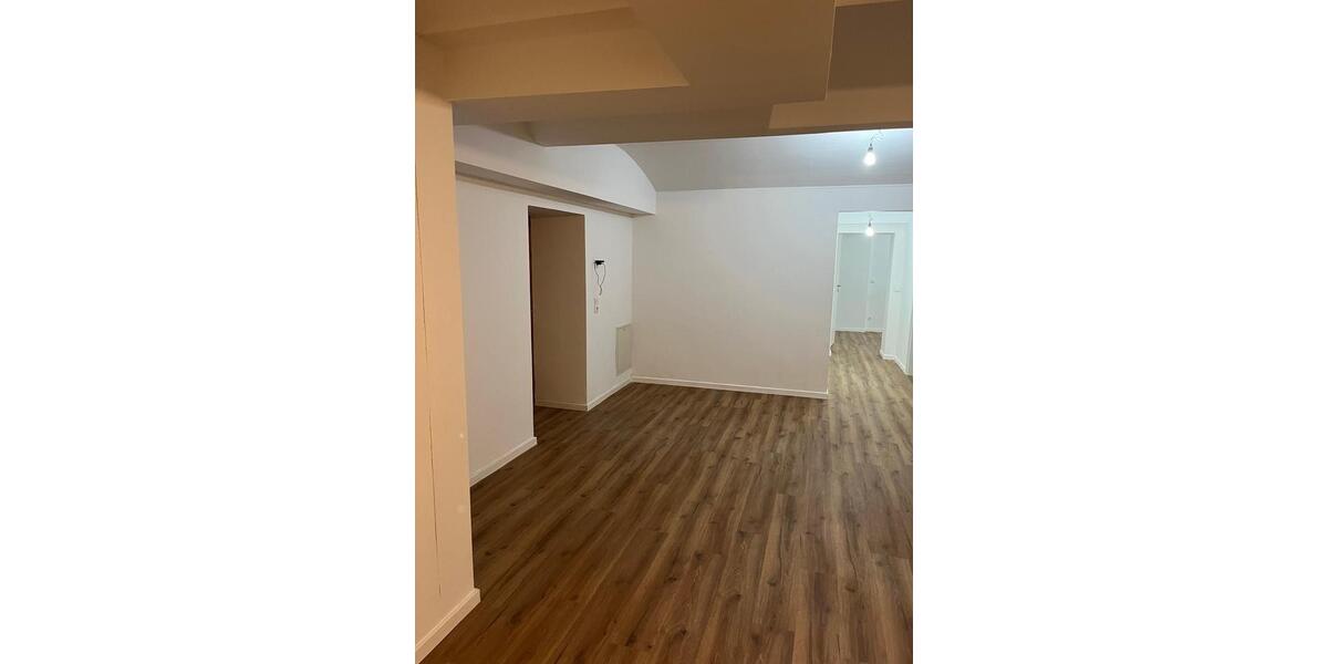 Etagenwohnung Wiesbaden Schierstein - 2 Zimmer, 64 m&sup2;, 1.140&euro; | Angebot:26661982