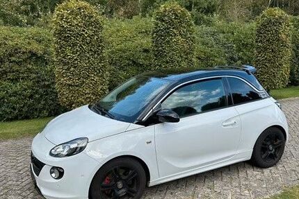 Opel Adam 111.000 km 7.900 &euro; Georgsdorf 49828