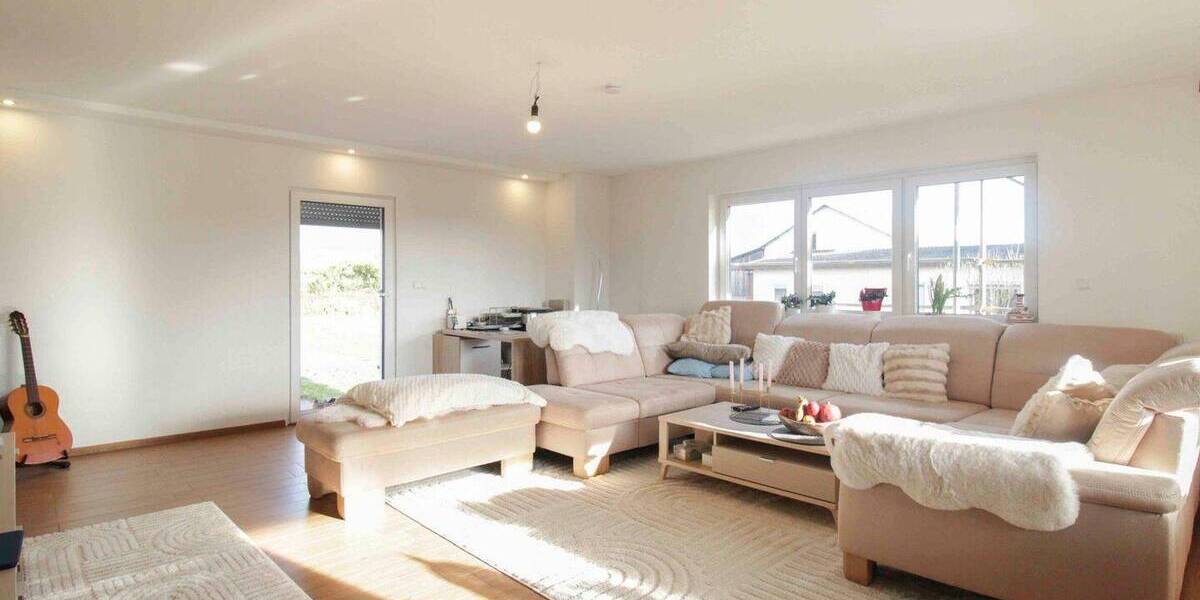 Mehrfamilienhaus, Wohnhaus Mosbach Sattelbach - 9 Zimmer, 300 m&sup2;, 520.000&euro; | Angebot:26055207