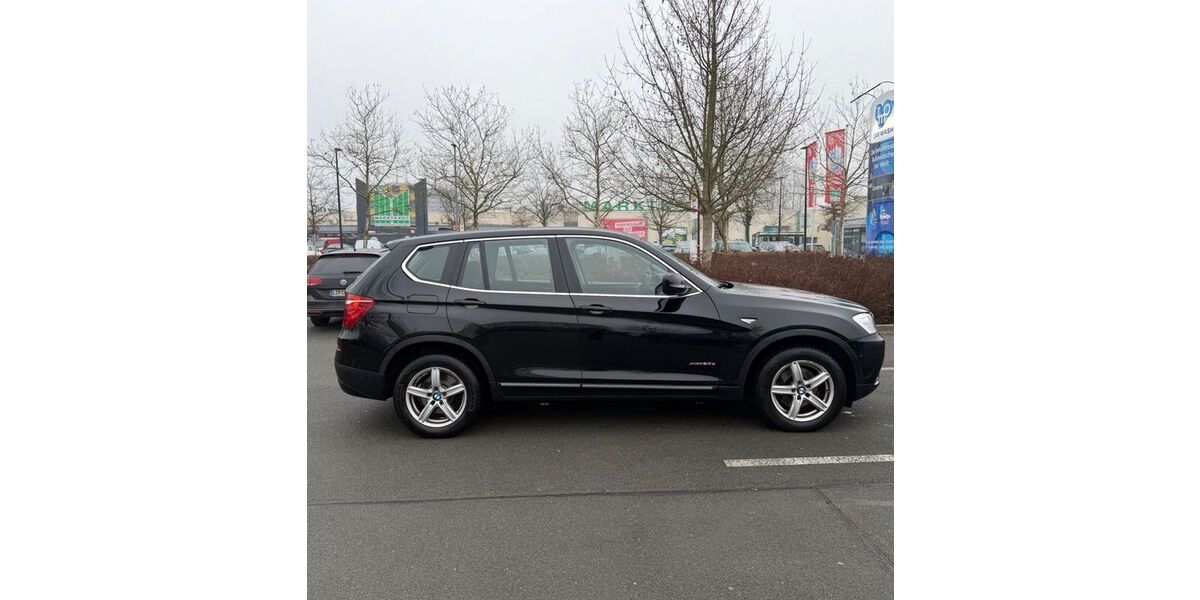 BMW X3 174.000 km 12.200 &euro; Bad Salzuflen 32108