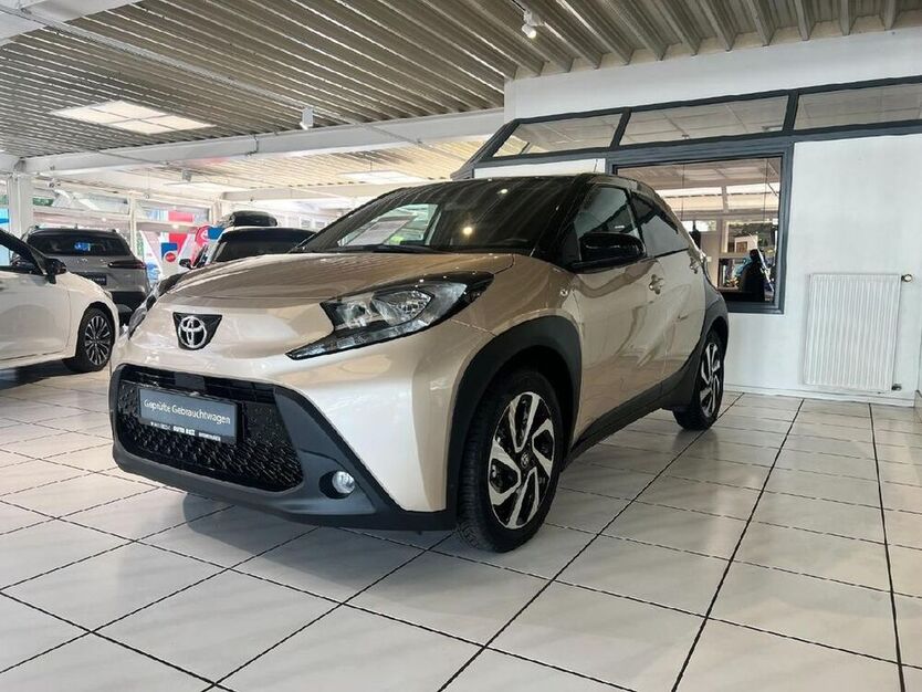 Aygo (X)