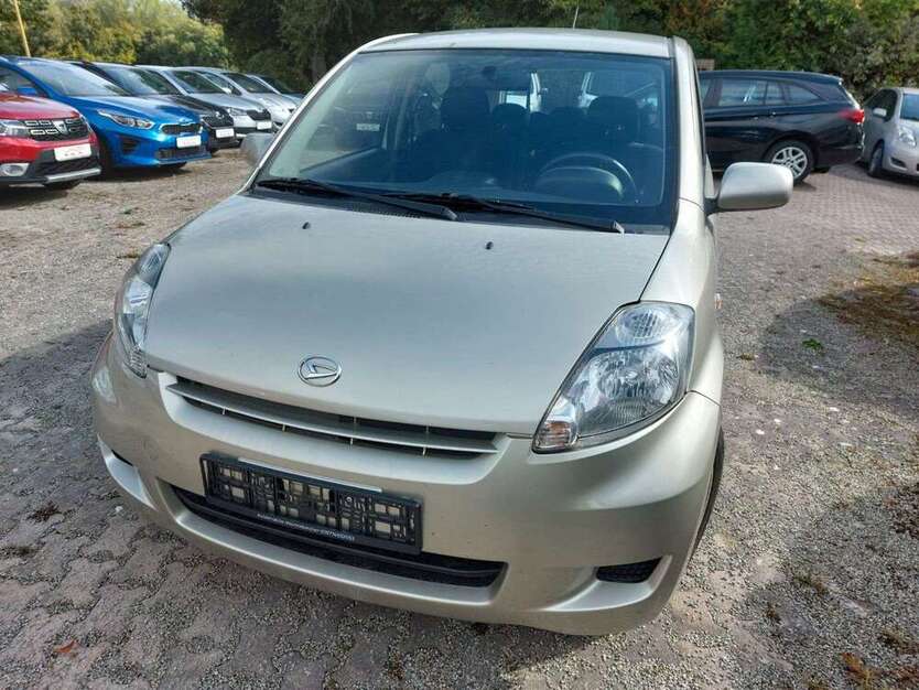 Daihatsu Sirion 85.100 km 6.980 € Ilmenau 98693