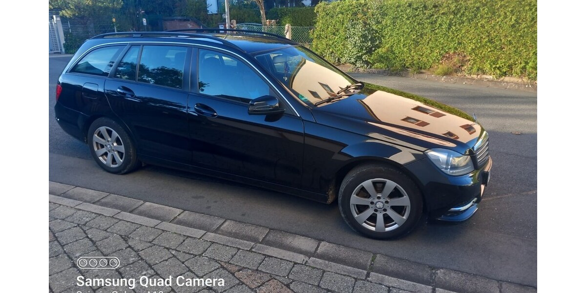 Mercedes-Benz C 200 215.000 km 10.000 &euro; Heroldsberg 90562