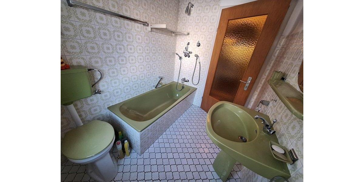 Einfamilienhaus Monzingen - 8 Zimmer, 200 m&sup2;, 268.000&euro; | Angebot:26419155