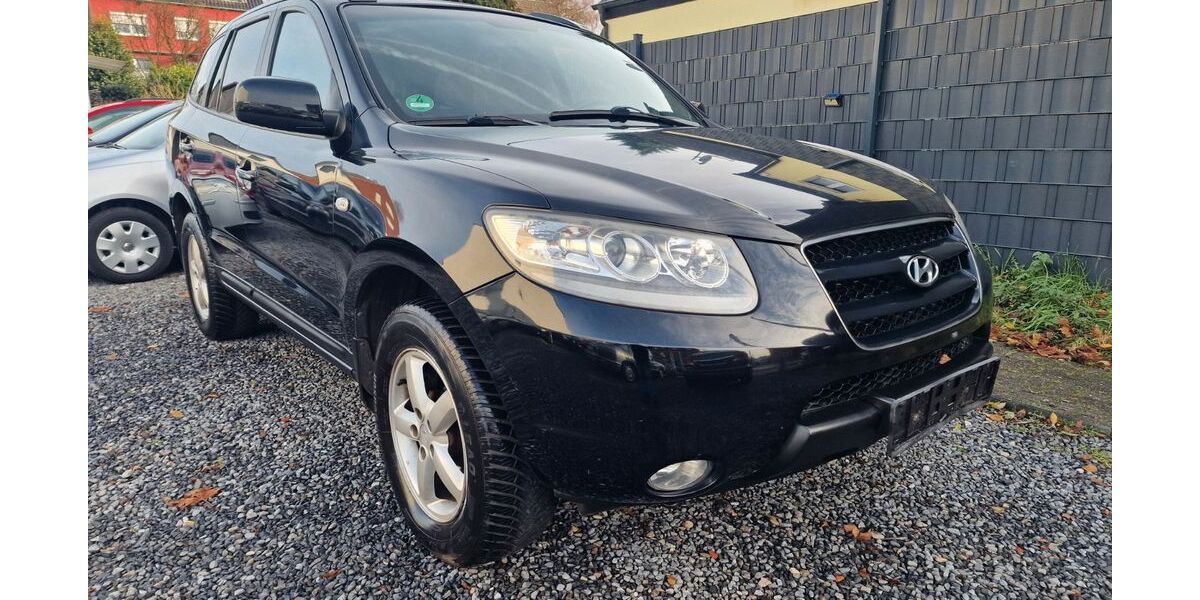 Hyundai SANTA FE 266.000 km 2.990 € Oberhausen 46145
